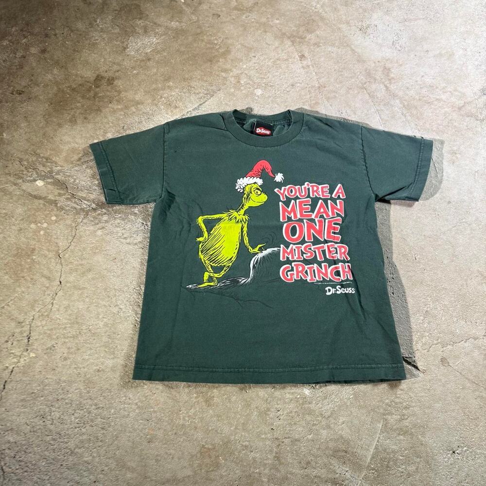 Y2K Dr. Suess The Grinch Who Stole Christmas Graphic T-Shirt